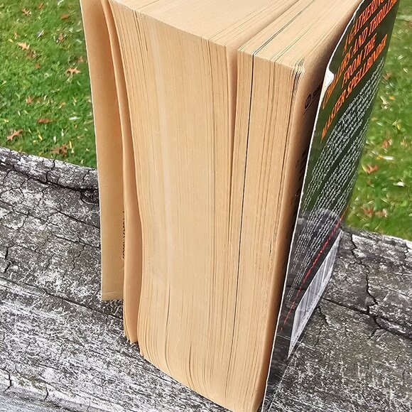 paperback fiction Nightmares and Dreamscapes by Stephen King 1st Signet pub 1994 - Picture 10 of 10